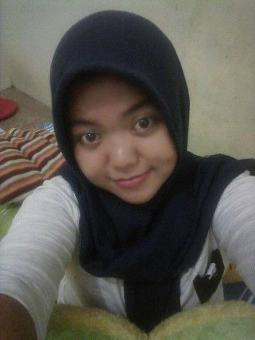 Desi Andriani profile icon