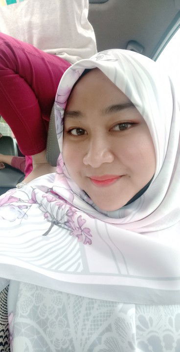 Nik Nuraien Khairunnisa Nissa profile icon