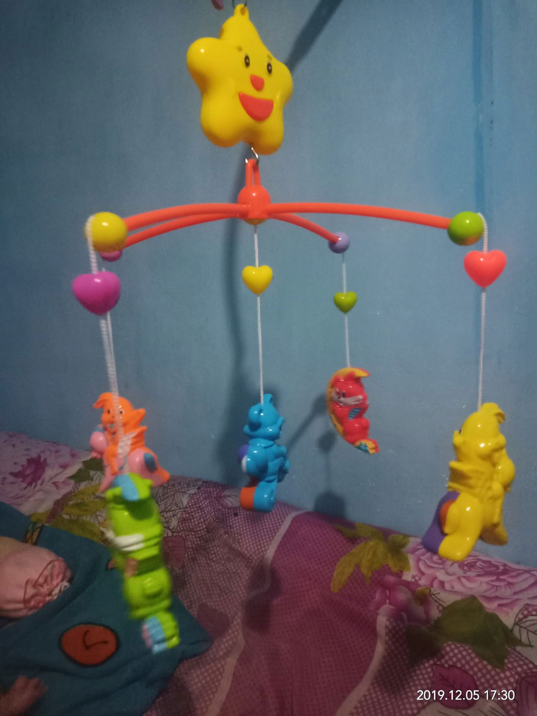 mainan untuk bayi 0 6 bulan