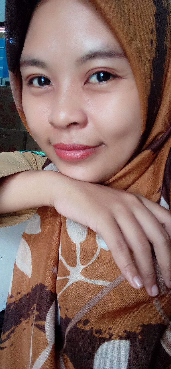 Meri indah dian mayasari profile icon