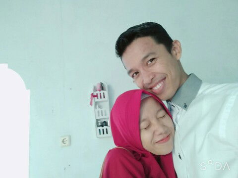 Teti Herawati profile icon