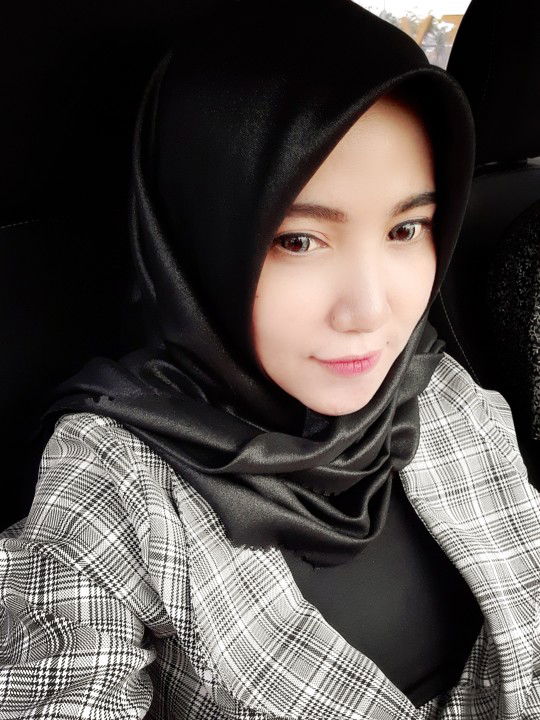 Ayu tri Cahayani profile icon