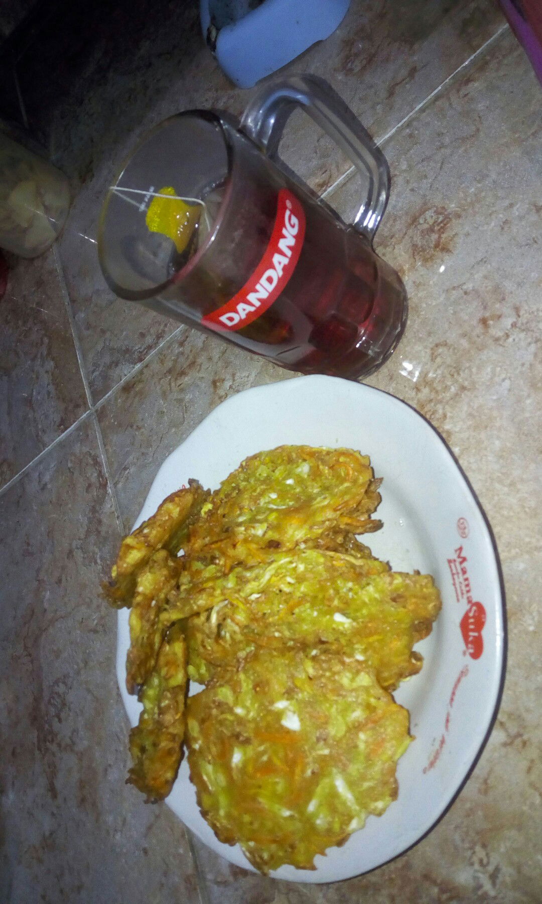 baik gg sih bumil doyan gorengan bala2...