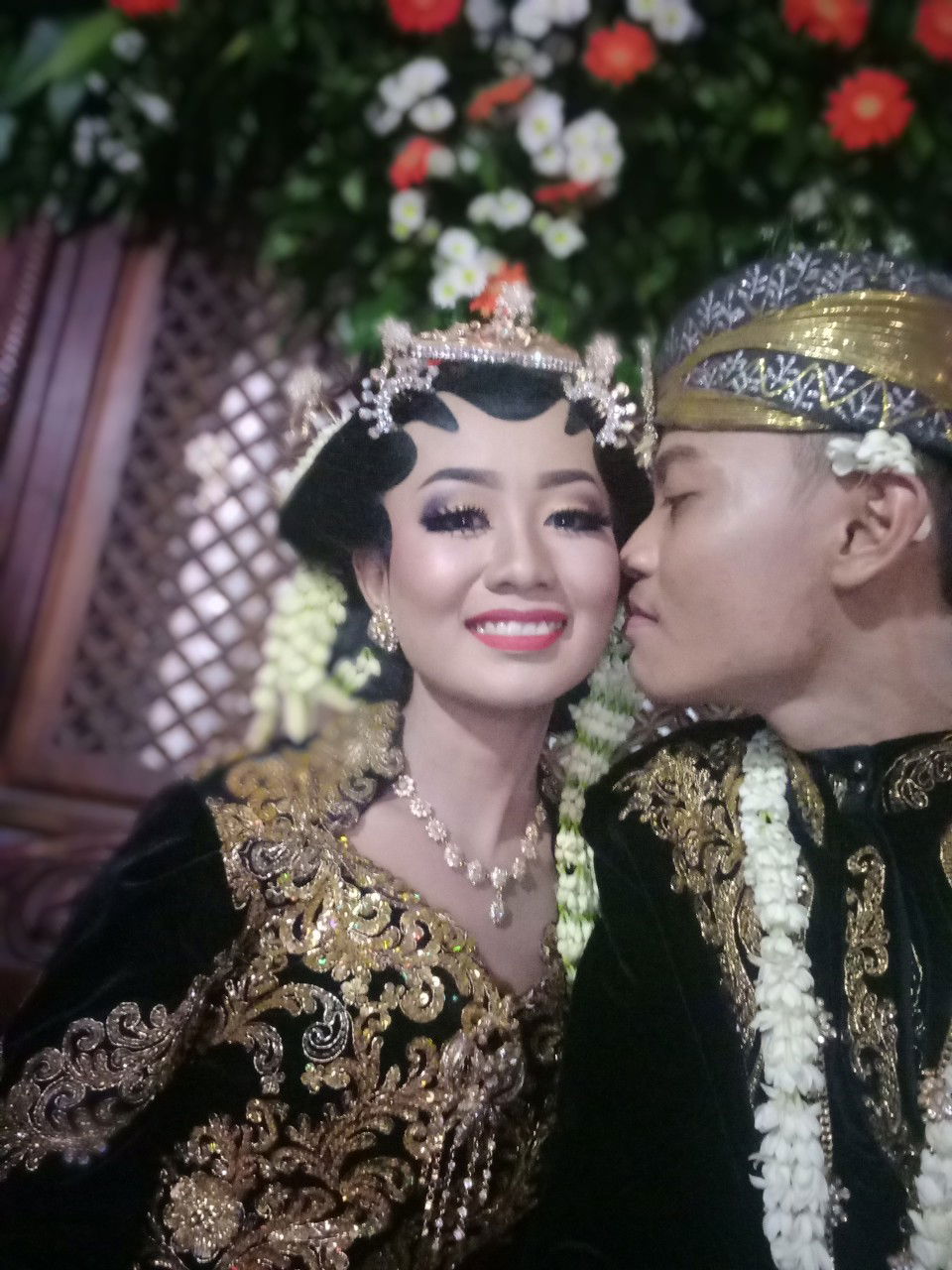 lisna nur profile icon