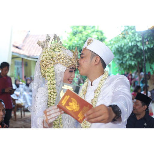 yopa hendiani profile icon