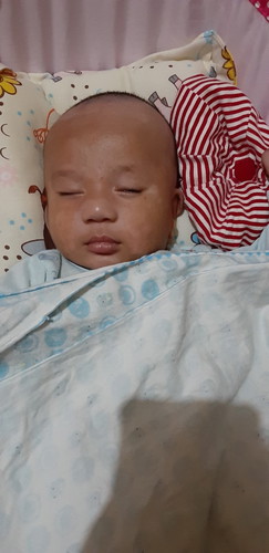muka bayi 1 bulanan pada putih2