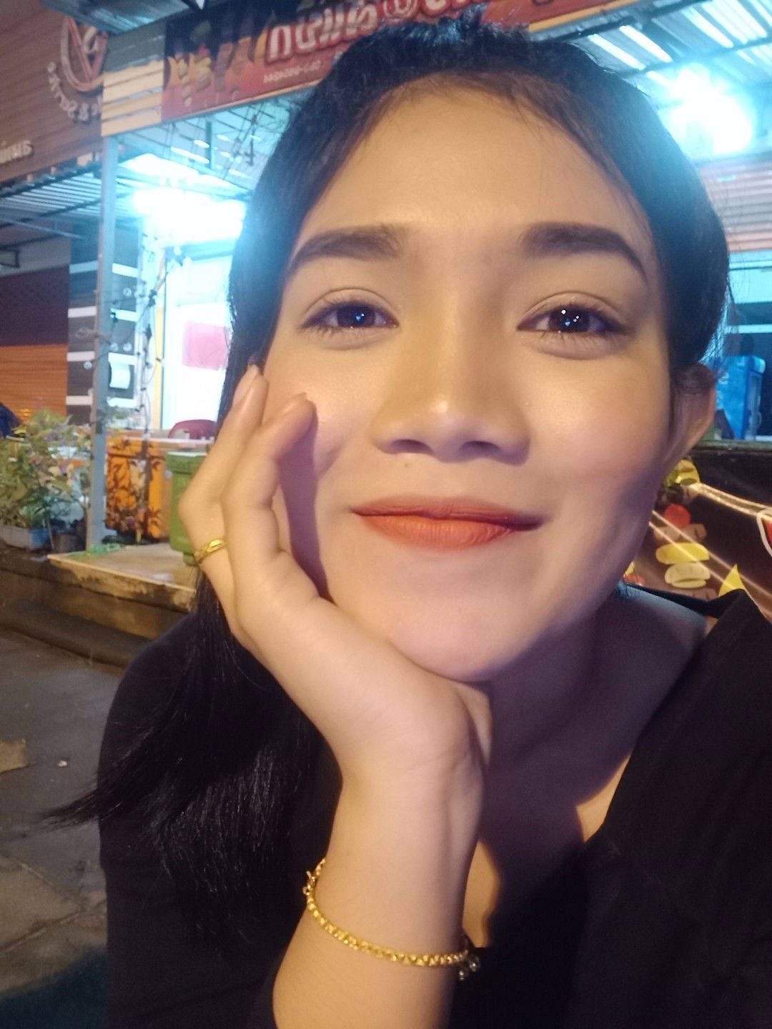 นิภาพร ชีทอง profile icon