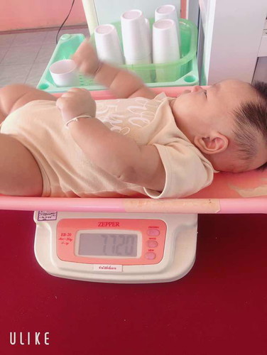 ลูกแม่ๆแต่ล่ะบ้านเป็นไงกันบ้างค่ะกับวัคซีนเข็มแรก