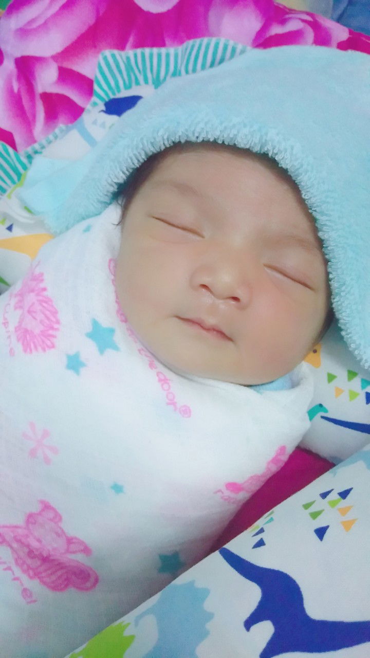 Fara Amin95 profile icon