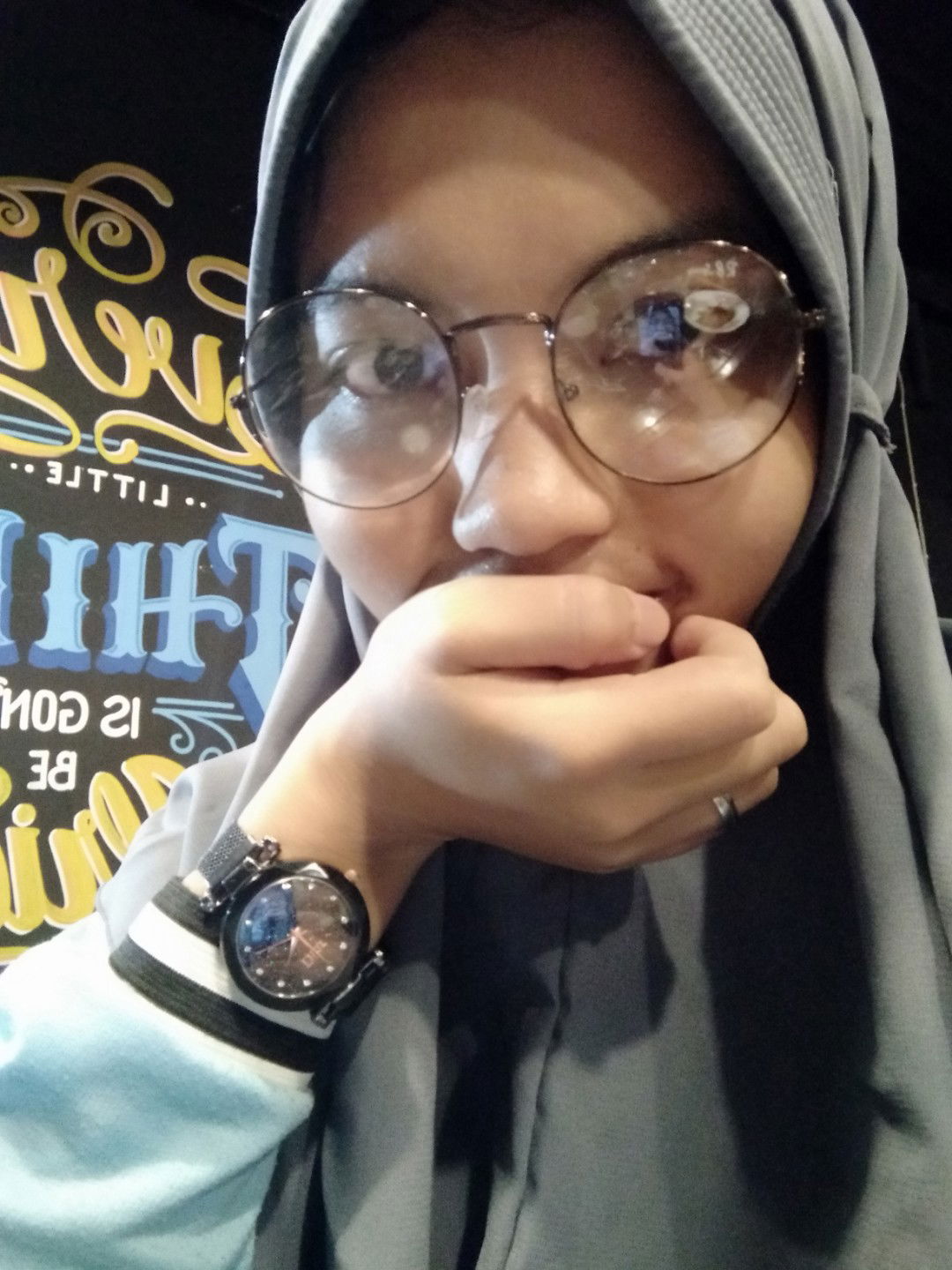 Serly Ana profile icon