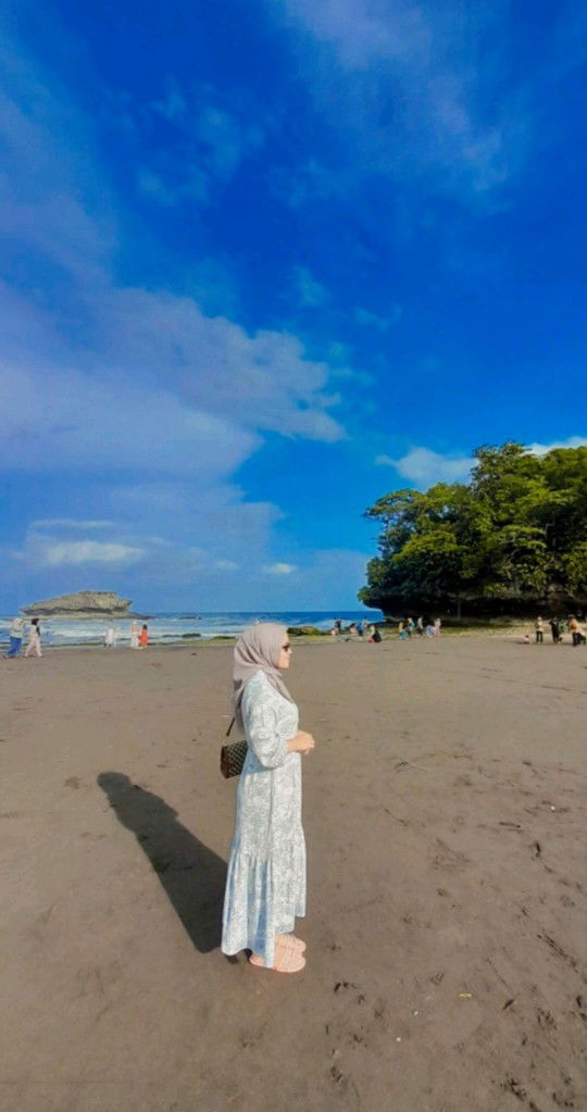 dinda putri anggraeni profile icon