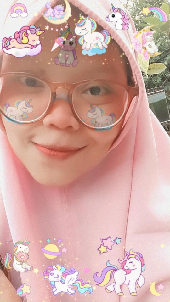 elly vebriyanti profile icon