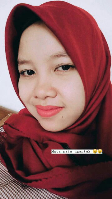 Novia Andriani profile icon