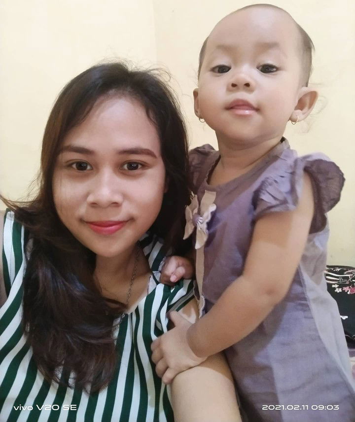 widya yuniarti profile icon