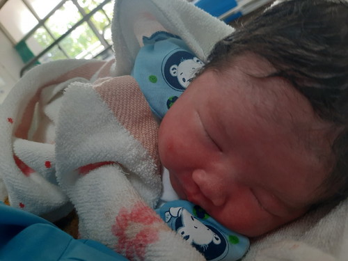 แตกแล้วค่าา 37+5 weeks.