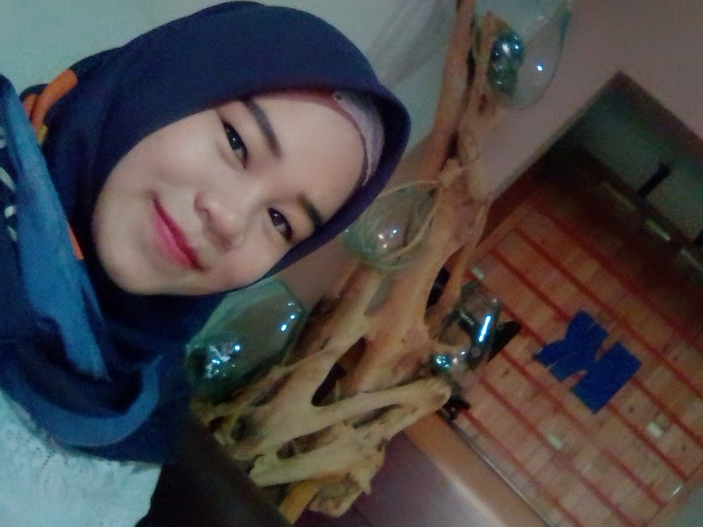 Mellyanti profile icon