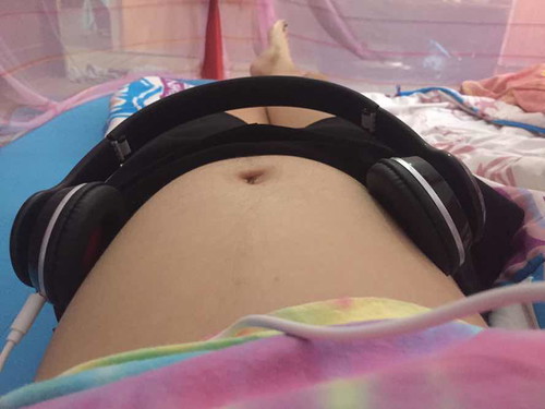 ให้ลูกในท้องฟังเพลง