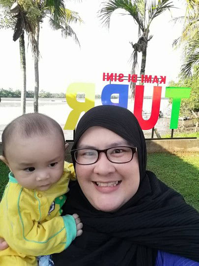 Nur Zie profile icon