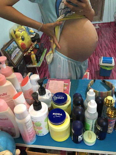 8เดือนแร้วแต่ท้องยังขนาดนี้ยุเรย เด็กจะตัวเล้กไหม