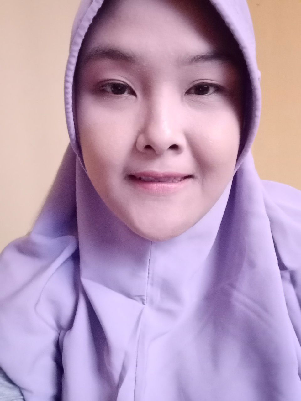 Gadis Luana Febrita profile icon