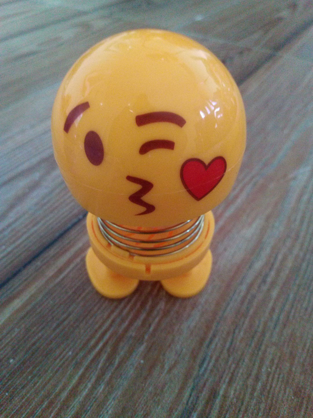 dhaniszha profile icon