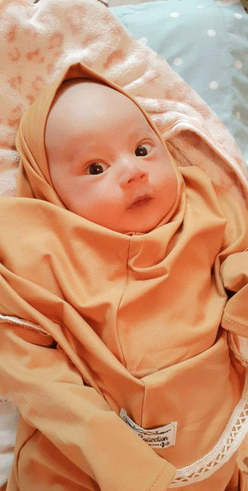 dina apriani profile icon