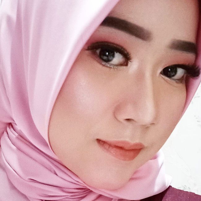 Rafika Putri profile icon