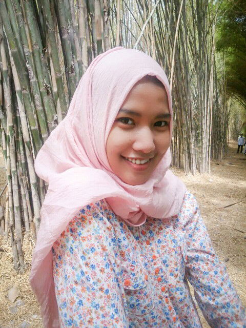 Nivertari Fitrah Iklila profile icon