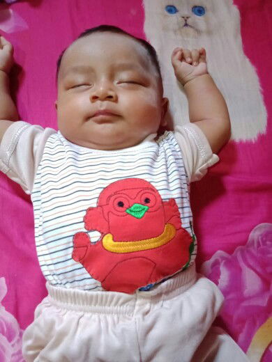 bayi tengkurep