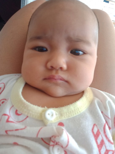 มีคัยไห้มากว่านี้ไม่ค่ะเวลาถ่ายรูป