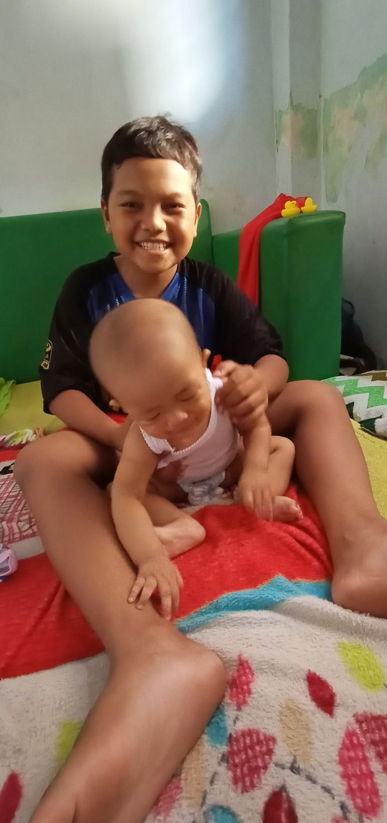 ika trina fauziana profile icon