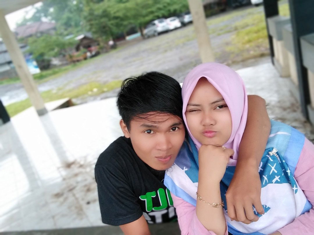 Nenk nur laila profile icon