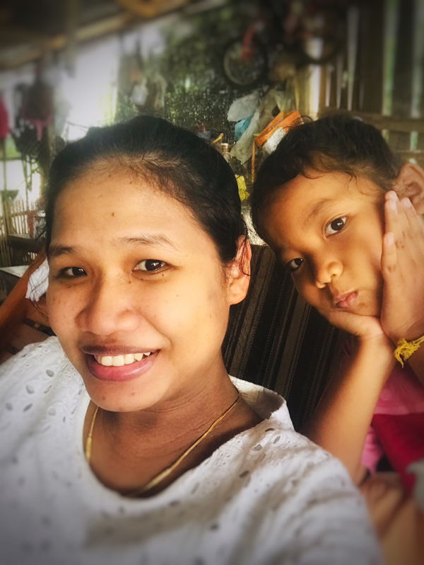 Ounruen Phokhum profile icon