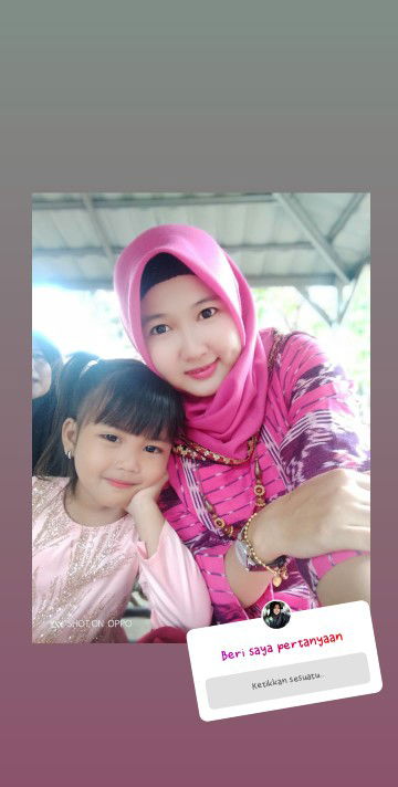 julien nur handayani profile icon