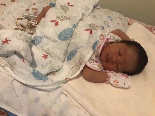 ช่วยด้วยคะ ลูกเกิดมา7วันตัวแดง