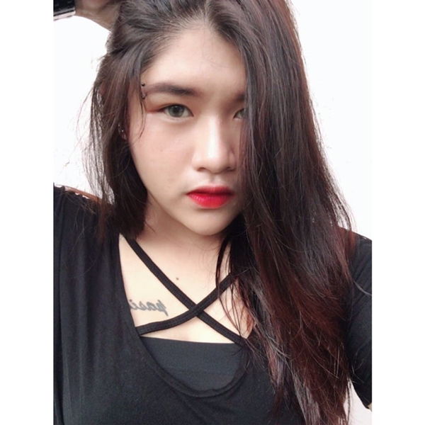 Pasinee Permpoon profile icon