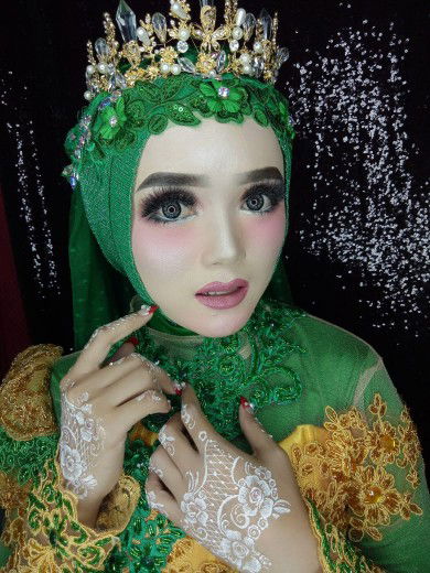 lastrie fatmawati profile icon