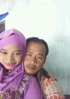 Yiyin Alfi Yanti Ningrum profile icon