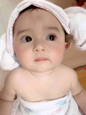 Pretty Mom Here profile icon