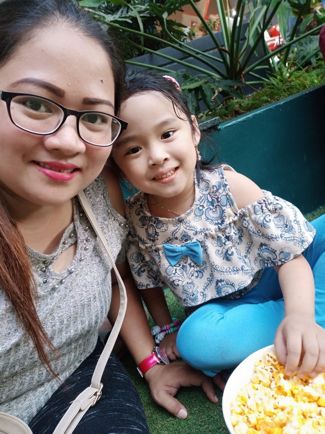 Hazel E. Manabat profile icon