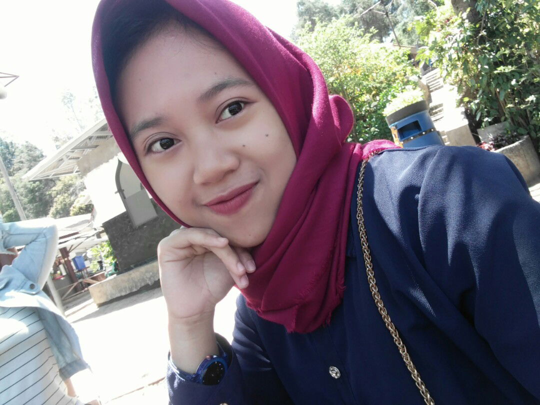 Tri Arfiyanti profile icon