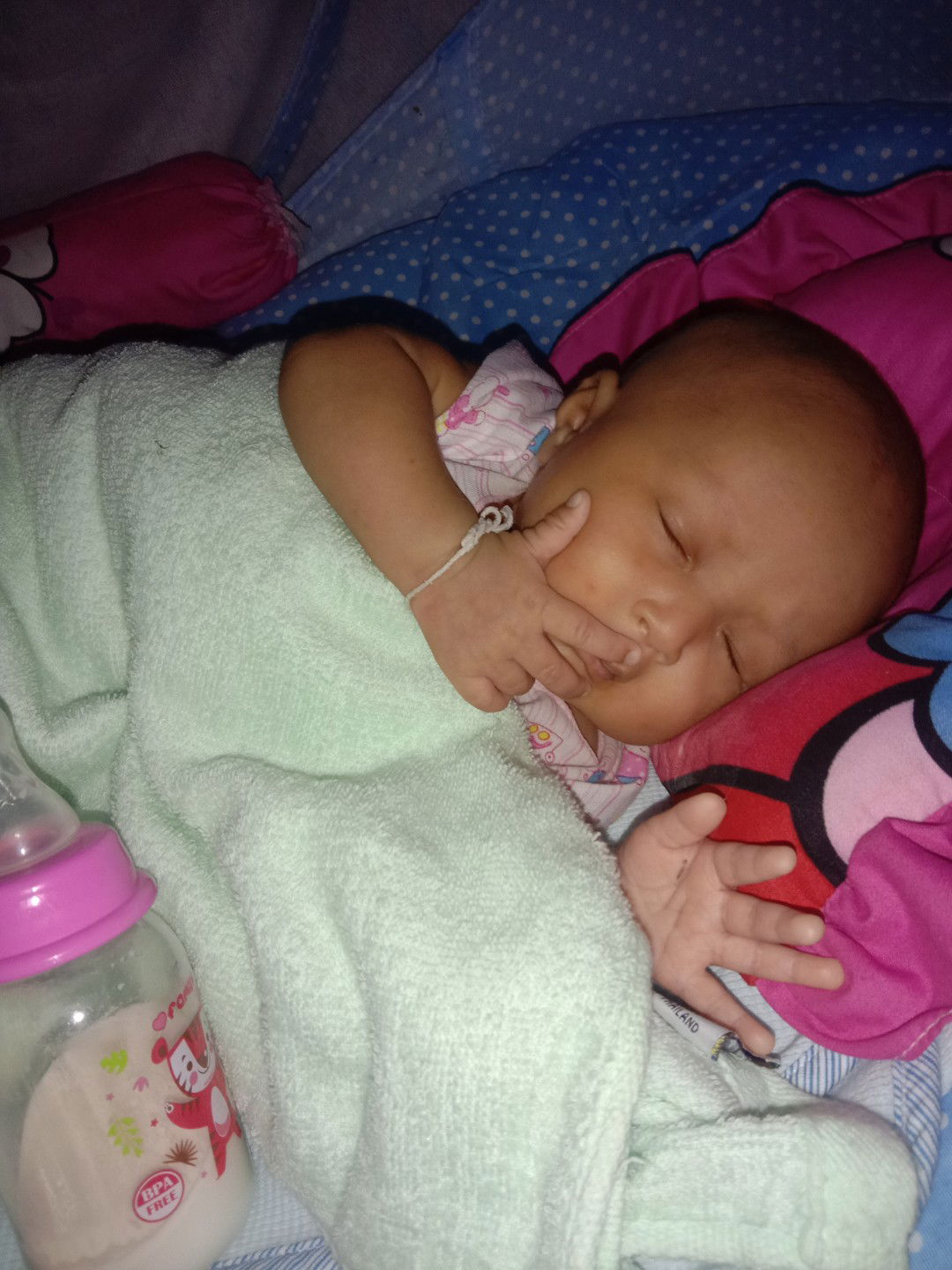 นัด นะเนี่ย profile icon