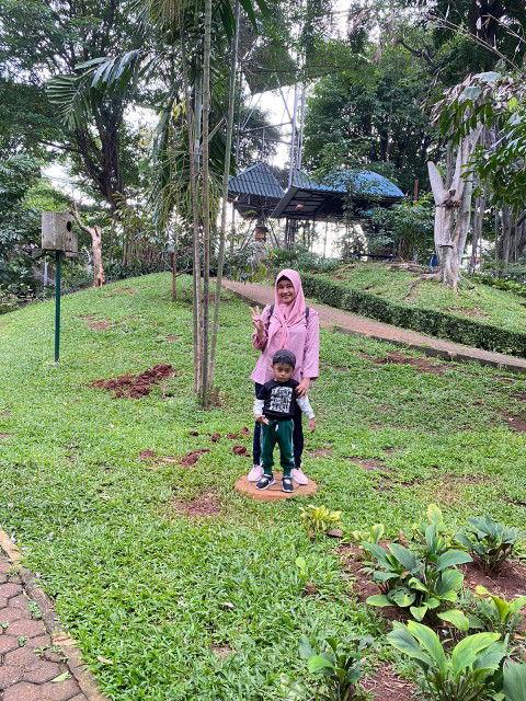 Cut Naya profile icon