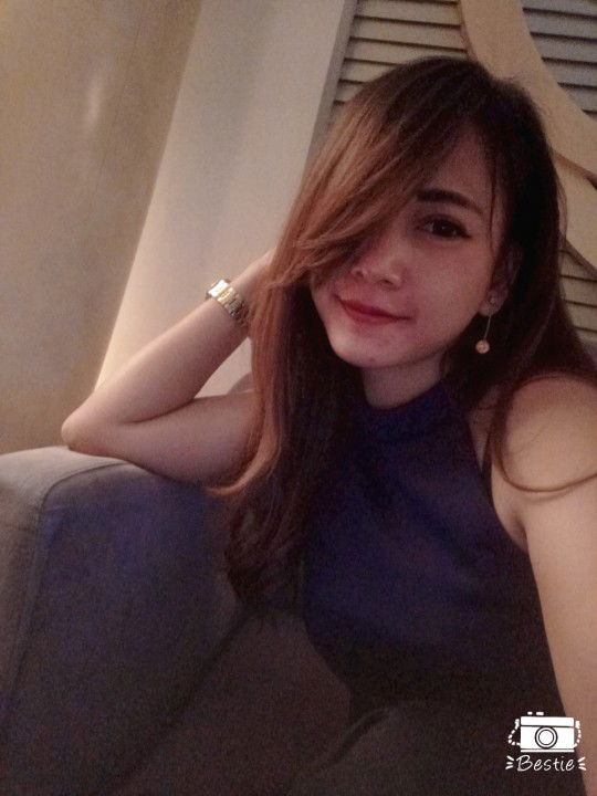 Nessya Tan profile icon