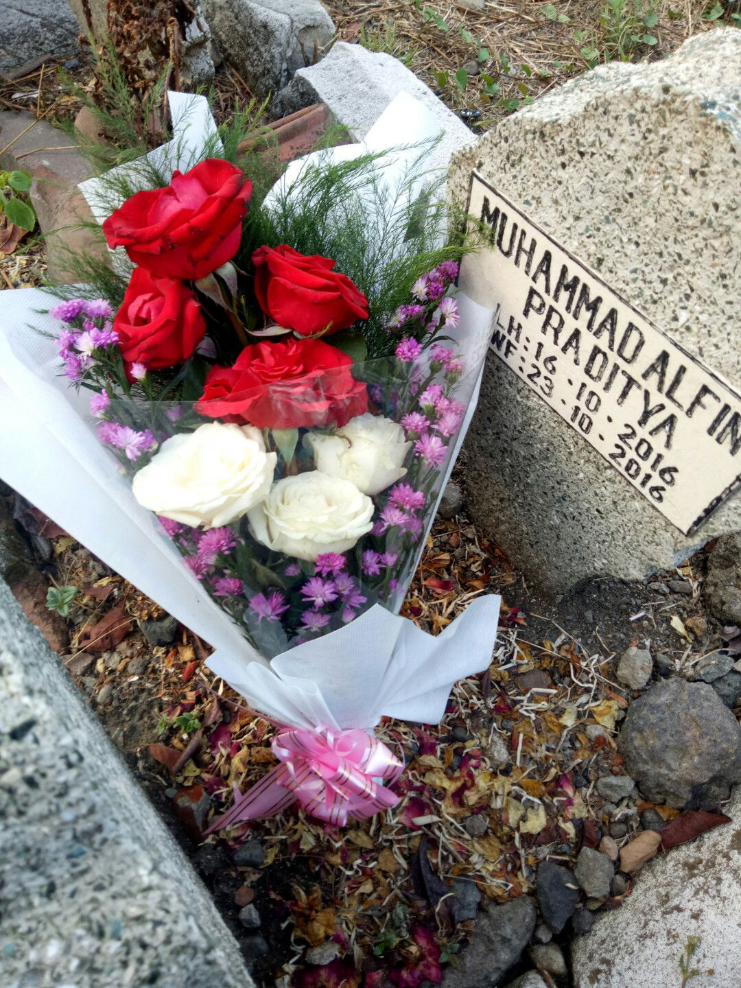 Terkadang rindu dan ingin bertemu