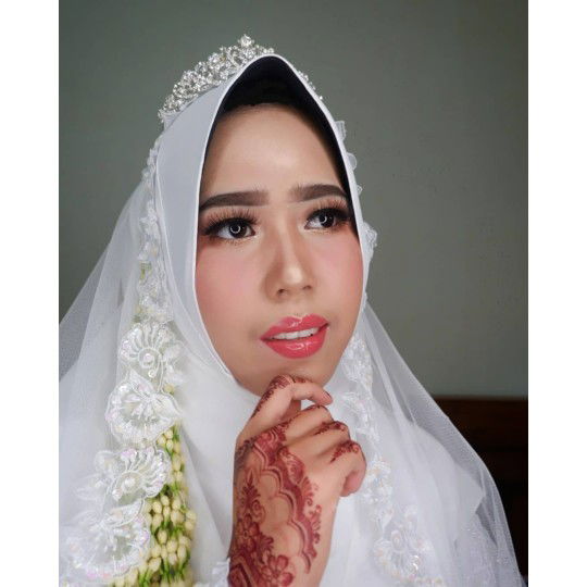 Selly Anggun profile icon