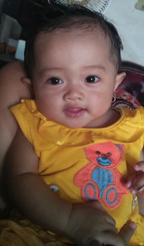 anak saya susah makan umur 6 bulan mimik asi juga ngak terlalu lahap berat badanya tyurun sekarang gimana cra anak sya buisa makan lahap lagi