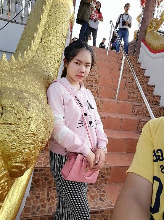 อลิสา จันทร์เที่ยง profile icon