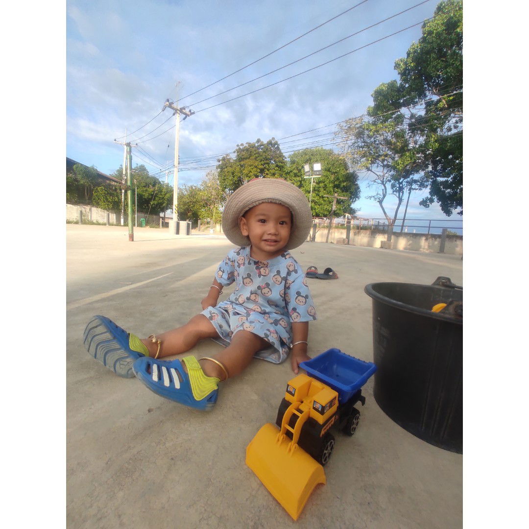 มะ' เดือน profile icon