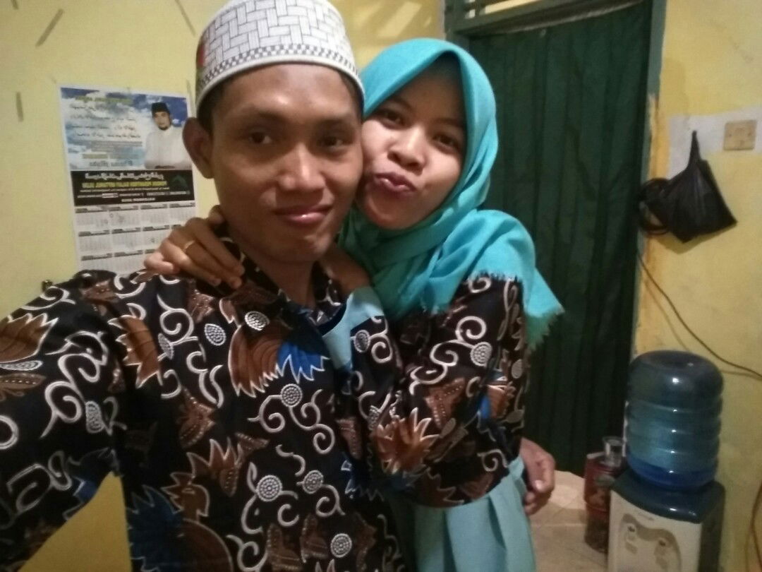 siti Yulianti profile icon